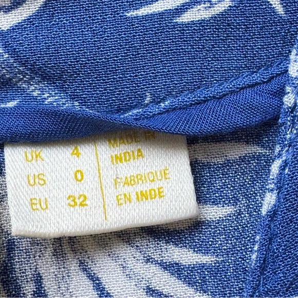 ANTHROPOLOGIE Maeve Clarita Wrap Blouse Top, Blue/White, Size 0 - Picture 13 of 13